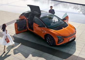 6 самых необычных машин, которые привозят в РФ по параллельному импорту