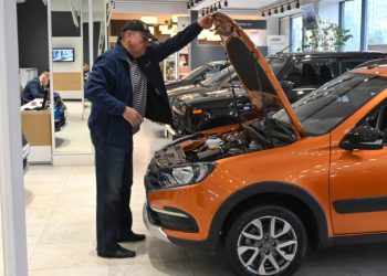 Авторынок в 2023 году будет расти за счет российских и китайских машин