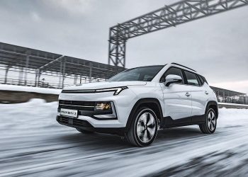 Без обогрева, но с ESP: 5 необычных фактов про кроссовер «Москвич 3»