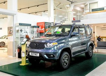 Дилеры пожаловались на нехватку внедорожников УАЗ «Патриот»