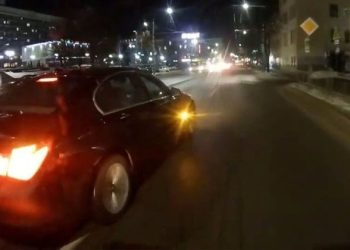 Хотел проучить рогатого, а получил разодранную бочину