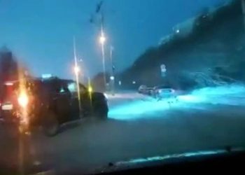 Я включил поворотник, значит я поворачиваю! ДТП из Мурманска