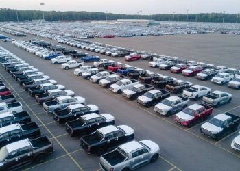 Какие автобренды еще остались в России. Статус на декабрь