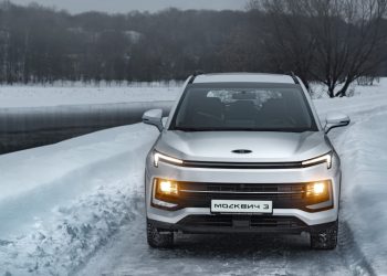 «Москвич 3». Первое знакомство c кроссовером российской марки