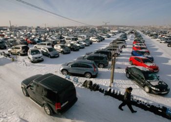 В России растут продажи машин с пробегом через аукционы